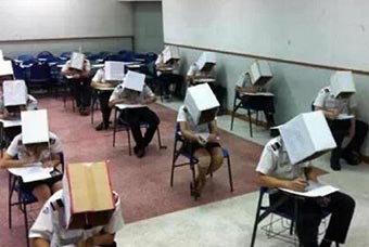 闹不和?盘点这些年赵薇范冰冰同台瞬间