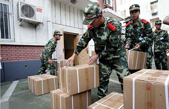 海口景山学校五(1)班学生辩论赛 反方(男生)获