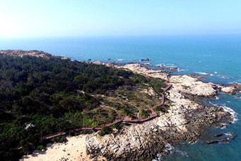 【"飞阅"中国】航拍怪石磷峋的海南昌江棋子湾