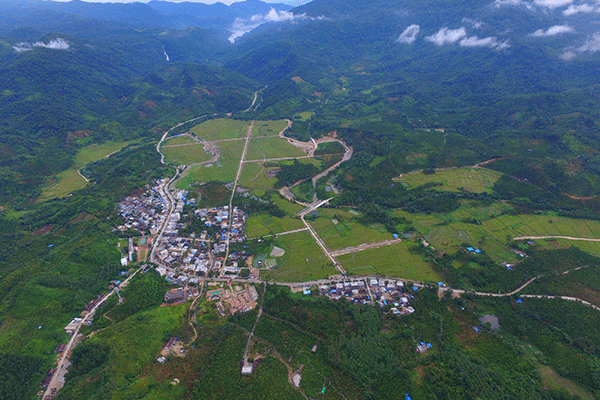 陵水大里生态村 感受黎乡瀑布游