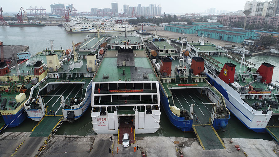 2019春运首日 海南海陆空保驾护航