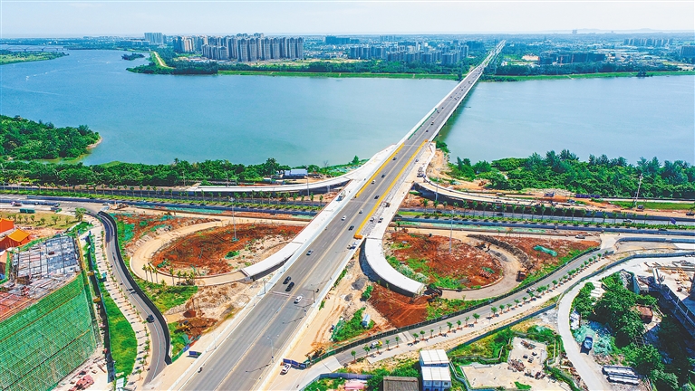 海口海瑞大桥与滨江西路互通立交项目雏形初现