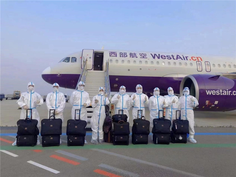 海航航空19连飞护送3173名医疗人员驰援上海