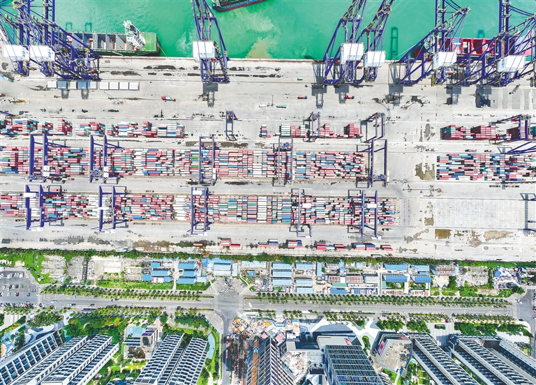 海口港集装箱码头能力提升项目（一期）工程通过验收