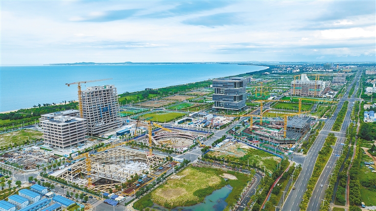 海口江东新区：1月至7月预计完成固投204.3亿元