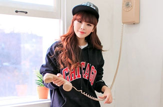 長腿的逆襲！回暖疊穿短衛衣