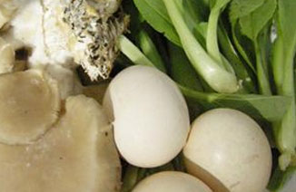 平菇雞蛋湯的簡單做法